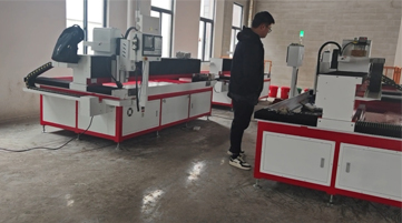<b>數(shù)控鉆孔機與搖臂鉆孔機相比有什么優(yōu)勢？</b>